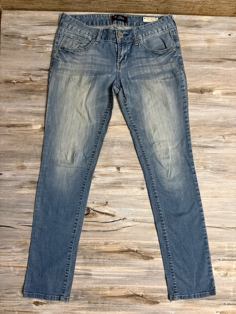 GUESS Jeans Women Size 28 Light Blue Mid Rise Skinny Sarah Fit 5-Pocket Vintage